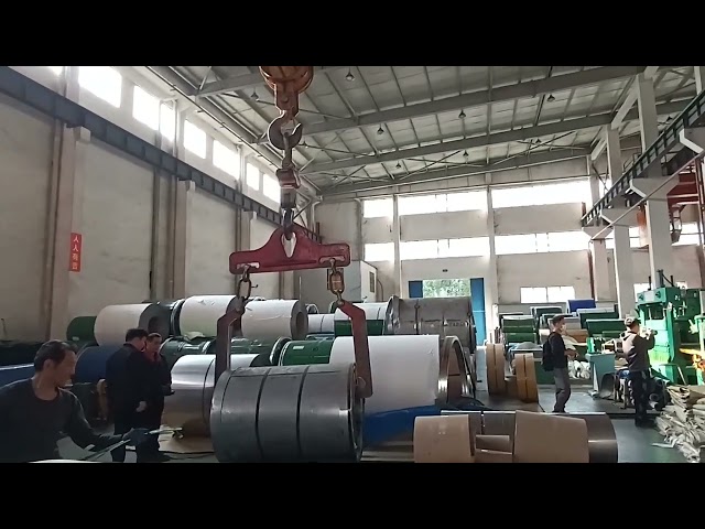 AISI ASTM JIS 403 등급 201 304 SS 코일 스테인리스강 코일 냉기는 장식을 위해 회전했습니다